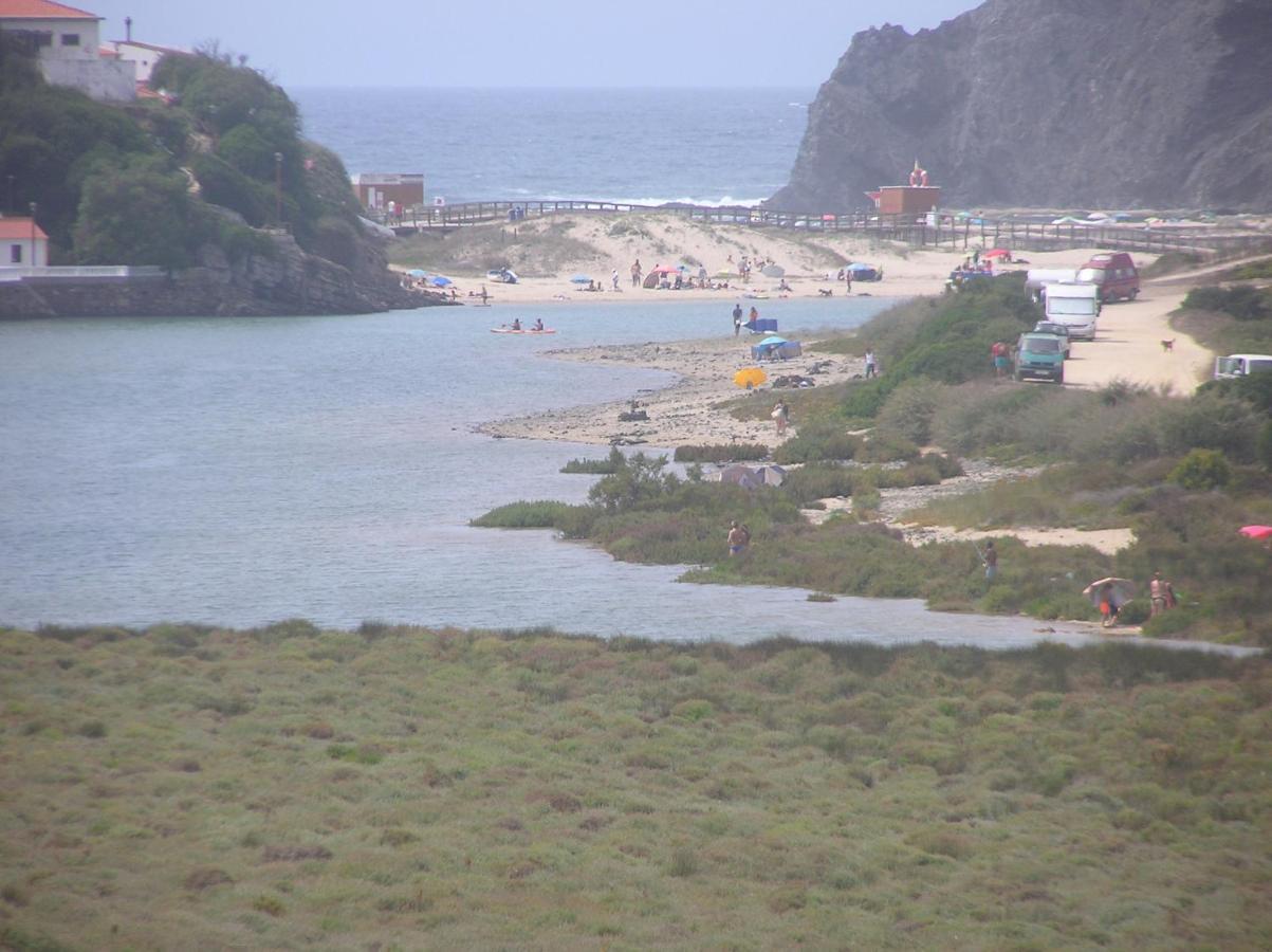 Mira-Rio Apartment Praia de Odeceixe Luaran gambar